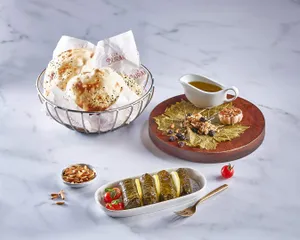 Vine leaves dolma