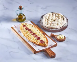 Pita with sujuk