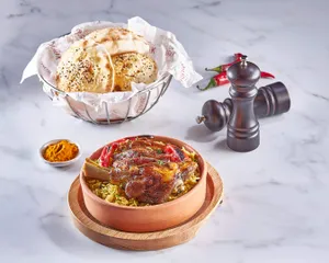 Lamb Shank With Kabseh Tandoori for one